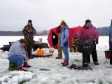 K&E Tackle Bum Lake ice fishing get together 02062011-069 some of the anglers